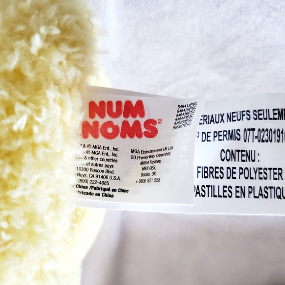 LNew-Cute Num Noms Cupcake Yellow Bear with Pink Frosting 5"×5" Stuffed Animal - Picture 3 of 9